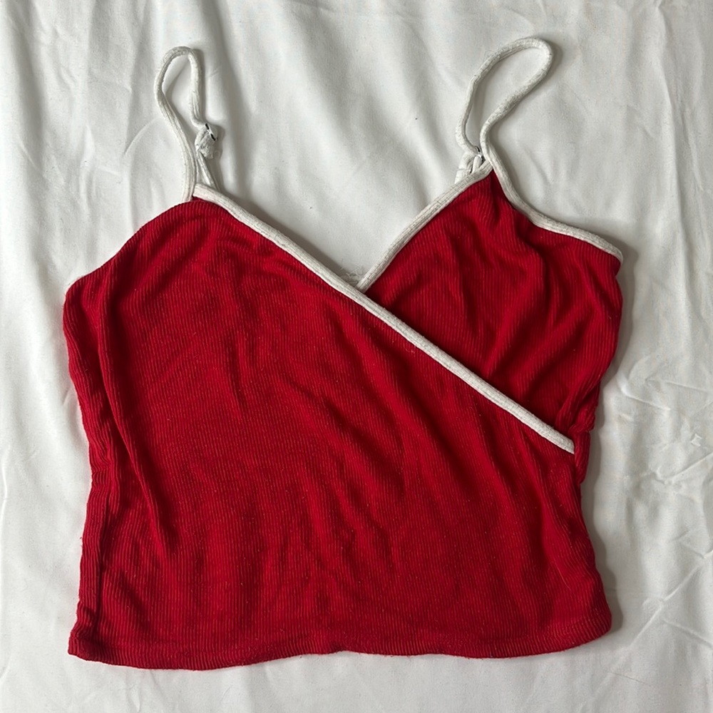 Red and White Criss Cross Crop Top - Garage